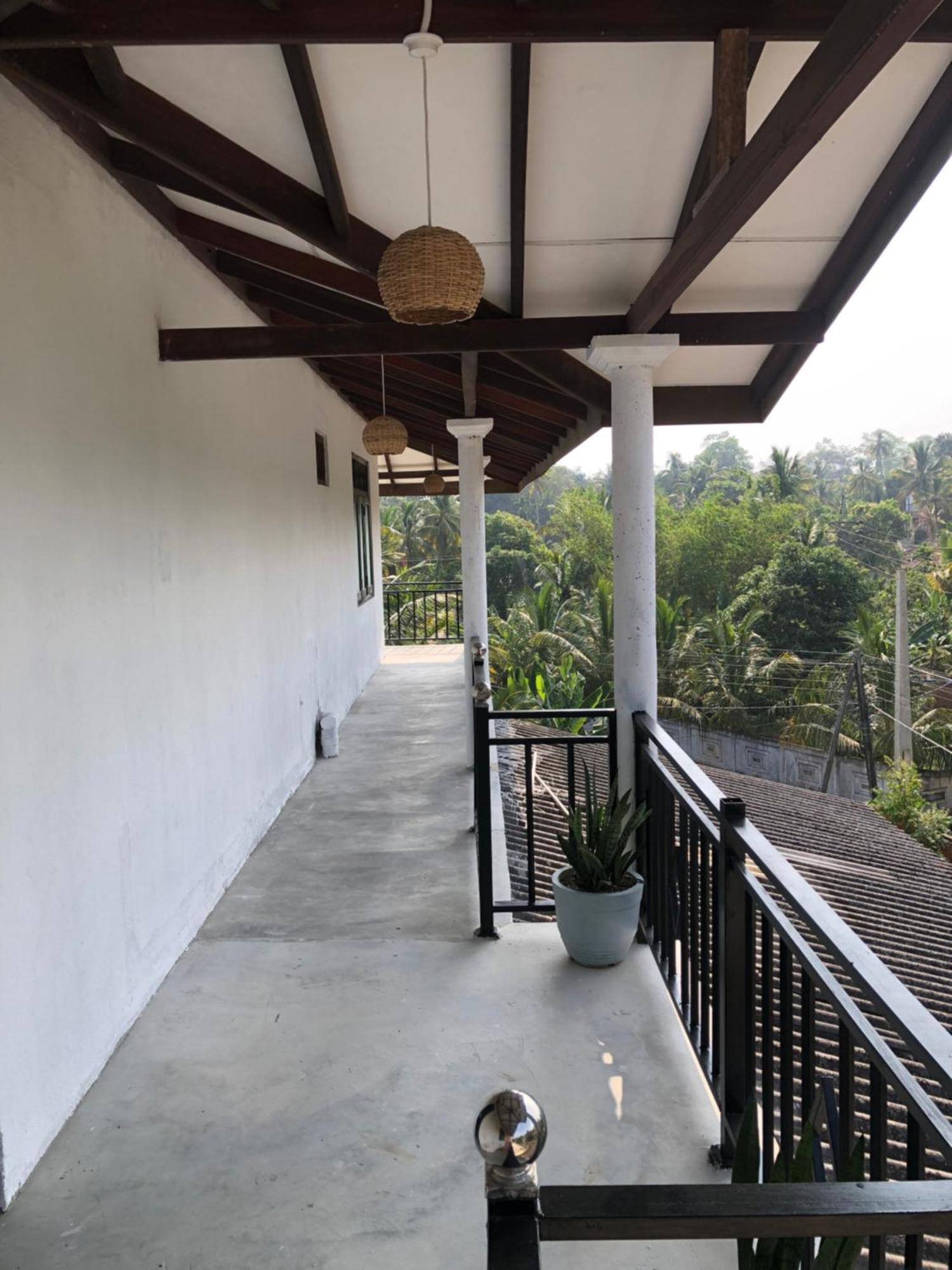 One Bhakthi Hotel Ahangama Eksteriør billede
